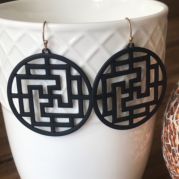 Black Metal Drop Filigree Medallion Earrings! Boho - Picture 3 of 7